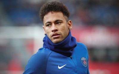 雷速电竞热评-乌克兰队这脚传球想象力十足