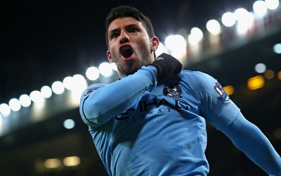 雷速电竞快讯-佐默赛后与对手交换球衣