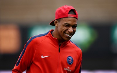 雷速电竞独家-佩里西奇头球助攻绝杀比赛